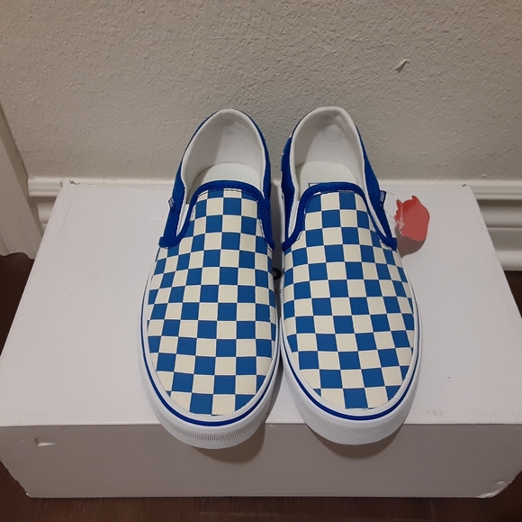 Vans - Picture 3 of 4